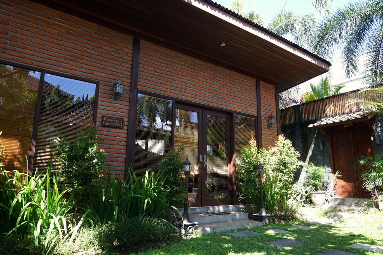 Villa Berawa Canggu Екстериор снимка